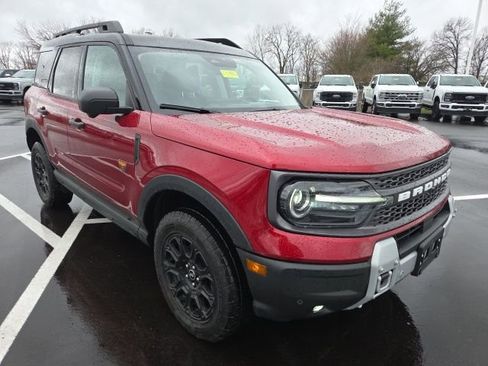 Used 2025 Ford Bronco Sport Badlands AWD/4WD image 1