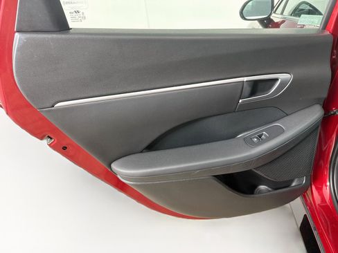 Used 2025 Hyundai Sonata SEL AWD/4WD image 25