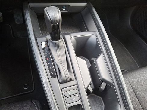 Certified 2025 Honda Accord SE image 11