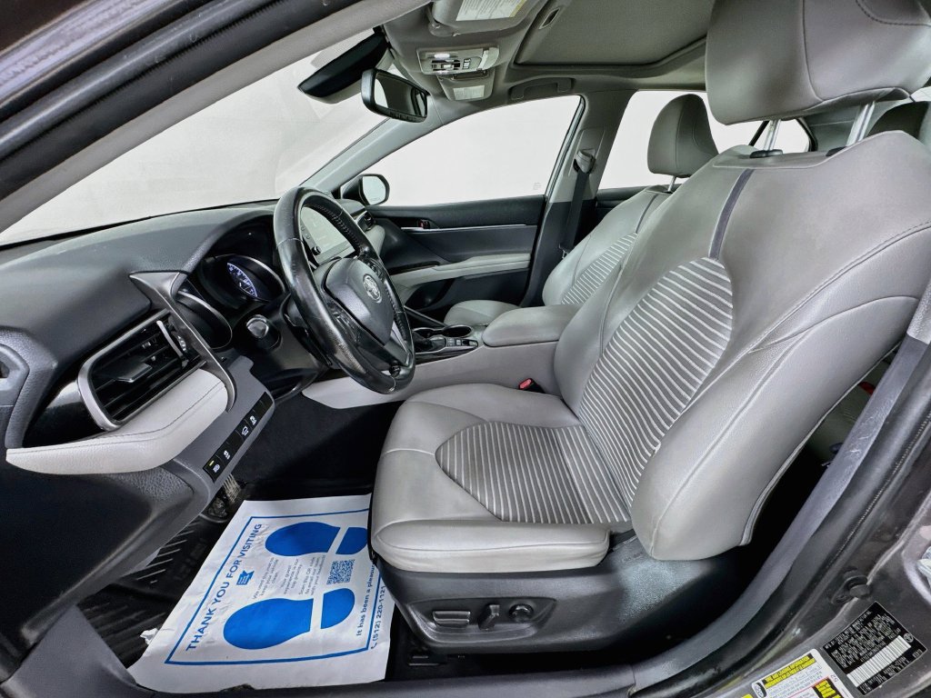 Used 2022 Toyota Camry SE w/ Audio Upgrade Package FWD image 25
