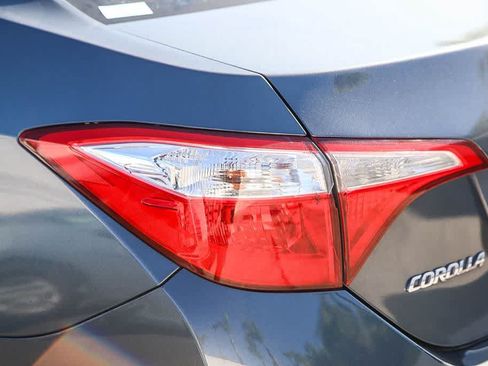 Used 2016 Toyota Corolla LE FWD image 10