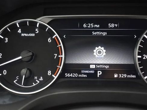 Used 2024 Nissan Rogue S FWD image 28