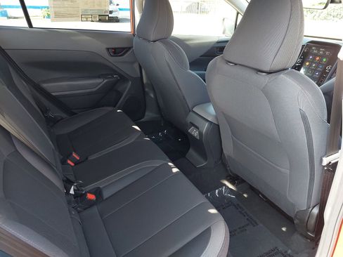 Used 2025 Subaru Crosstrek 2.0i Premium w/ Crosstrek Mirror Package image 11