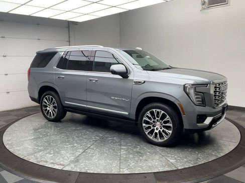 Certified 2025 GMC Yukon Denali w/ Sun & Power Step Package AWD/4WD image 46