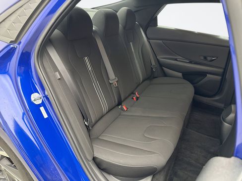 Used 2025 Hyundai Elantra Sport image 17