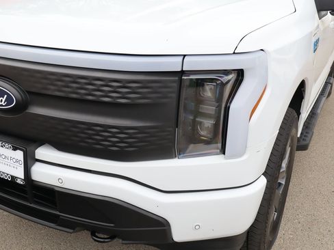 Used 2024 Ford F150 Lightning Flash AWD/4WD image 8