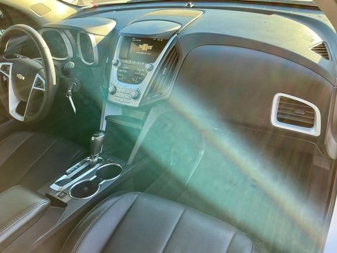 Used 2017 Chevrolet Equinox Premier w/ Enhanced Convenience Package image 24