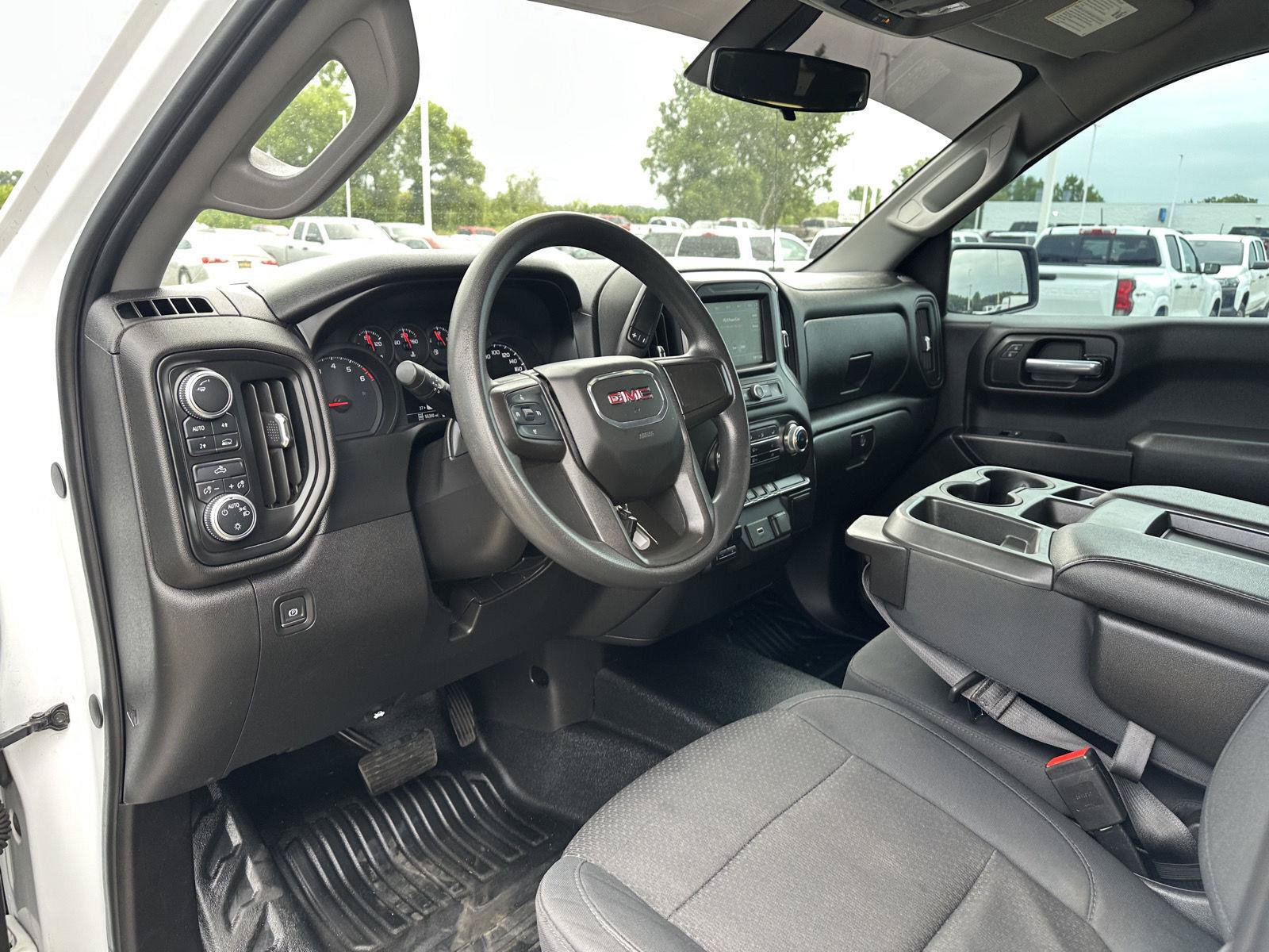 Used 2019 GMC Sierra 1500 4x4 Crew Cab w/ Convenience Package image 15