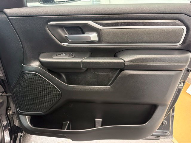 Used 2020 RAM 1500 Big Horn AWD/4WD image 11