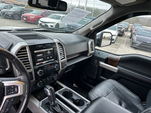 Used 2015 Ford F150 Lariat image 11