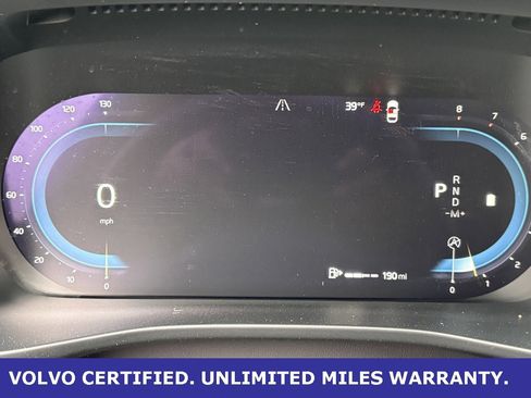 Certified 2023 Volvo XC40 B5 Ultimate w/ Protection Package Premier image 16