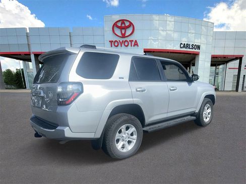 Certified 2024 Toyota 4Runner SR5 Premium image 4