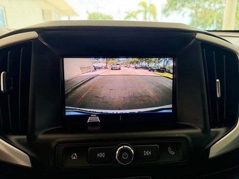 Used 2020 GMC Terrain SLE FWD image 10