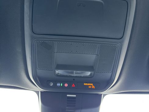 Used 2024 GMC Acadia Elevation image 35