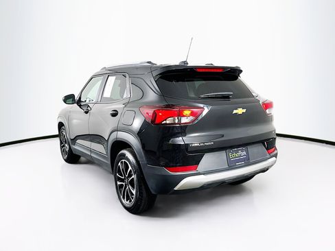 Used 2025 Chevrolet TrailBlazer LT FWD image 5