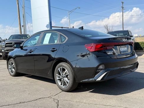 Used 2024 Kia Forte LXS w/ LXS Technology Package image 5