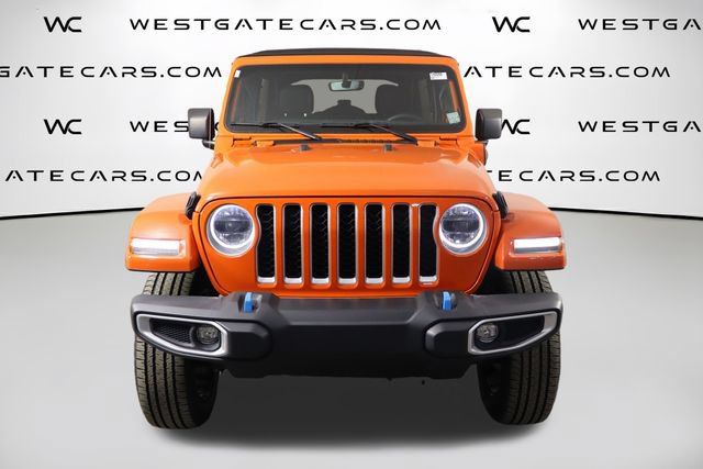 Used 2023 Jeep Wrangler Unlimited Sahara AWD/4WD image 2