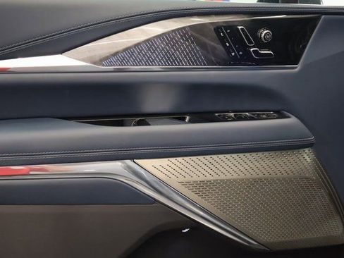 New 2026 Cadillac Escalade IQL Sport 2 w/ LPO, ONYX Package image 7