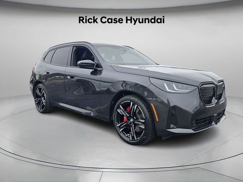 Used 2025 BMW X3 M50 w/ Premium Package image 8