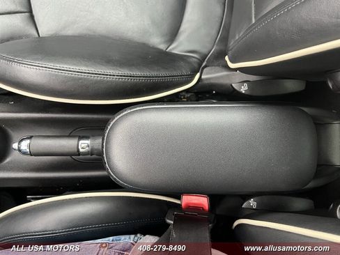 Used 2011 MINI Cooper S image 36