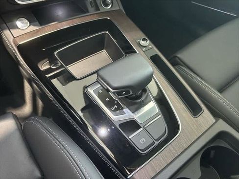 Certified 2025 Audi Q5 2.0T Premium Plus image 15