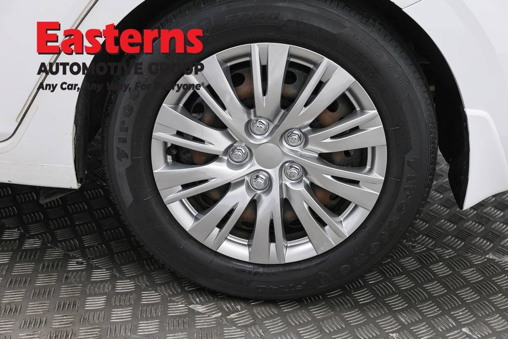 Used 2020 Nissan Sentra S FWD image 34
