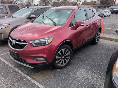 Used 2017 Buick Encore Essence image 2