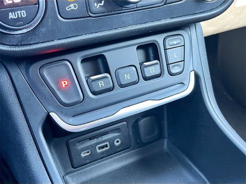 Used 2020 GMC Terrain Denali w/ Denali Premium Package image 17