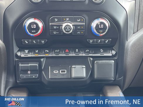 Used 2023 GMC Sierra 3500 Denali w/ Denali Ultimate Package image 5