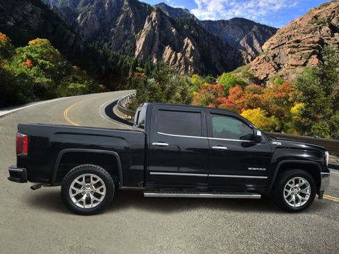 Used 2017 GMC Sierra 1500 SLT w/ SLT Premium Package AWD/4WD image 2