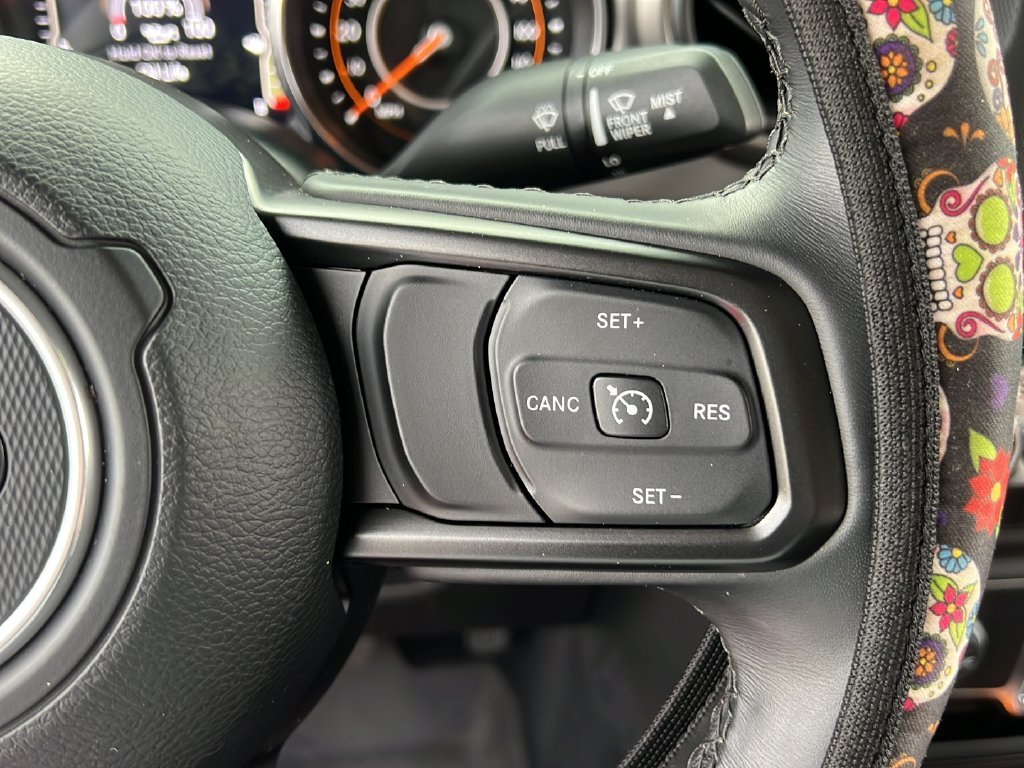 Used 2022 Jeep Gladiator Sport AWD/4WD image 22