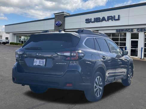 Certified 2023 Subaru Outback Premium image 7