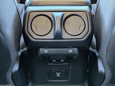 Used 2021 Jeep Wrangler Unlimited Rubicon AWD/4WD image 17