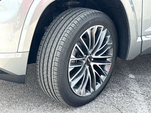 New 2026 GMC Terrain Denali w/ LPO, Floor Liner Package image 24