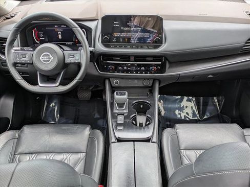 Used 2021 Nissan Rogue Platinum FWD image 21
