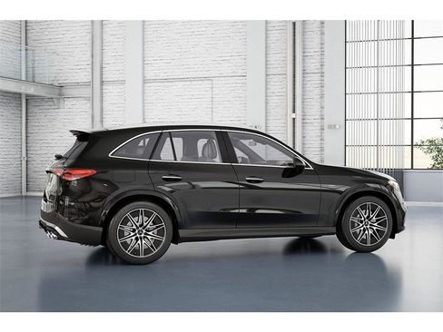 New 2026 Mercedes-Benz GLC 43 AMG 4MATIC image 18