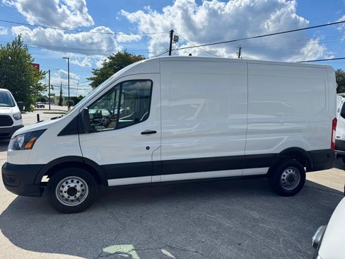 Used 2020 Ford Transit 250 Medium Roof AWD w/ Load Area Protection Package image 6