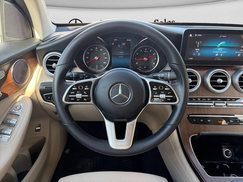 Certified 2021 Mercedes-Benz GLC 300 4MATIC image 11