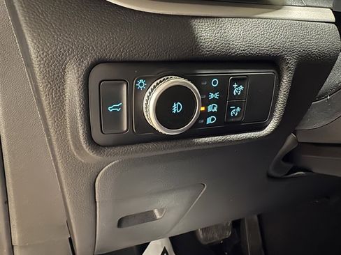 Certified 2023 Ford Explorer XLT w/ Equipment Group 202A image 20