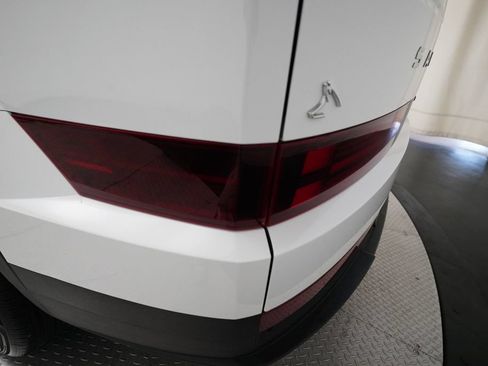 Used 2026 Hyundai Santa Fe SE FWD image 33