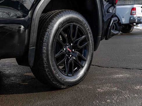 Used 2023 GMC Sierra 1500 Pro image 8