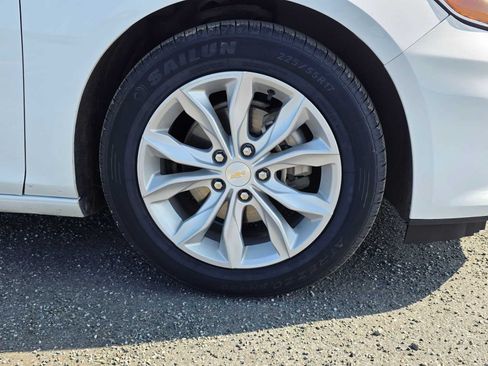 Certified 2024 Chevrolet Malibu LT FWD image 9