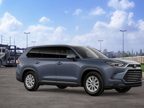 New 2026 Toyota Grand Highlander XLE FWD image 16