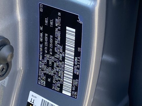 Used 2023 Toyota Highlander XLE image 9