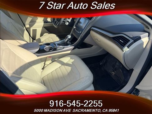 Used 2014 Ford Fusion SE w/ Equipment Group 202A image 15