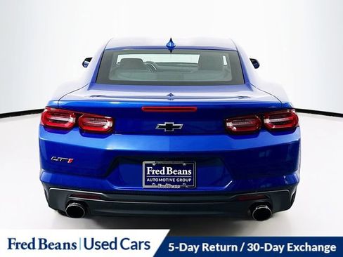 Used 2023 Chevrolet Camaro LT RWD image 9