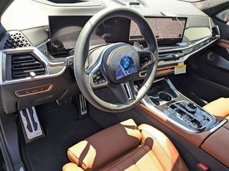 Used 2026 BMW X7 M60i video 3