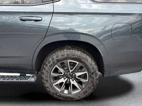 Used 2021 Chevrolet Tahoe Z71 image 33