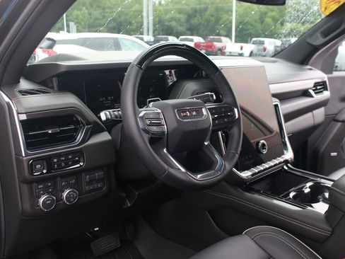 Used 2026 GMC Yukon Elevation AWD/4WD image 22