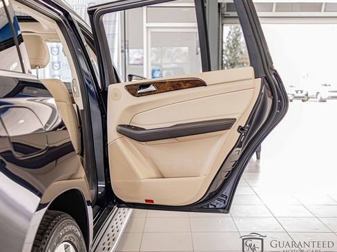 Used 2019 Mercedes-Benz GLS 450 4MATIC w/ Premium 1 Package image 43